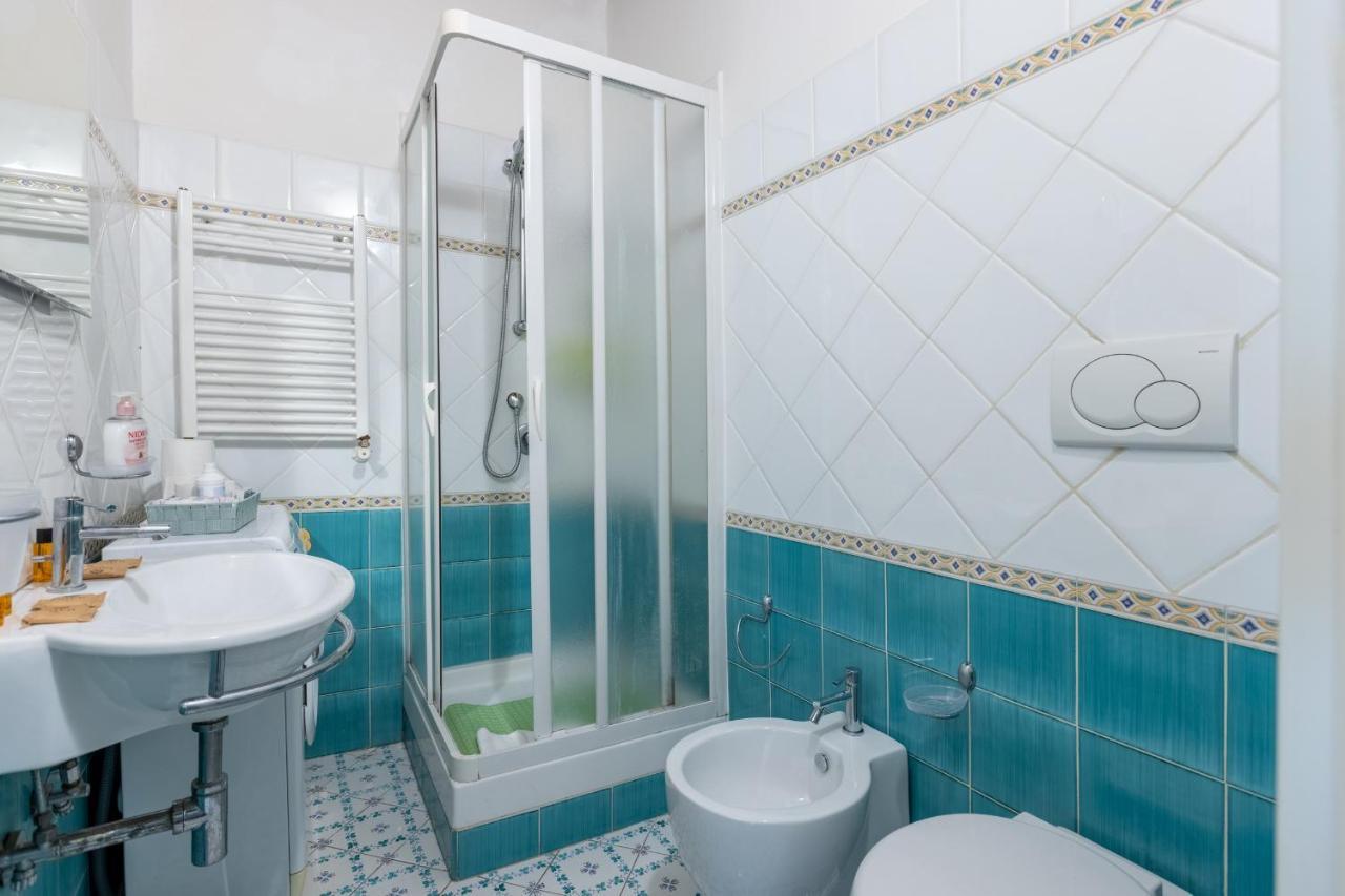 Vg Trevi Fountain 5 Stelle Elegant Apartment Roma Ngoại thất bức ảnh